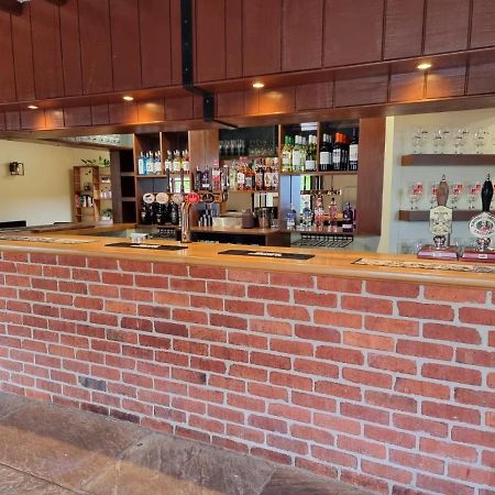 스탬포드 The Royal Oak Duddington B&B 외부 사진