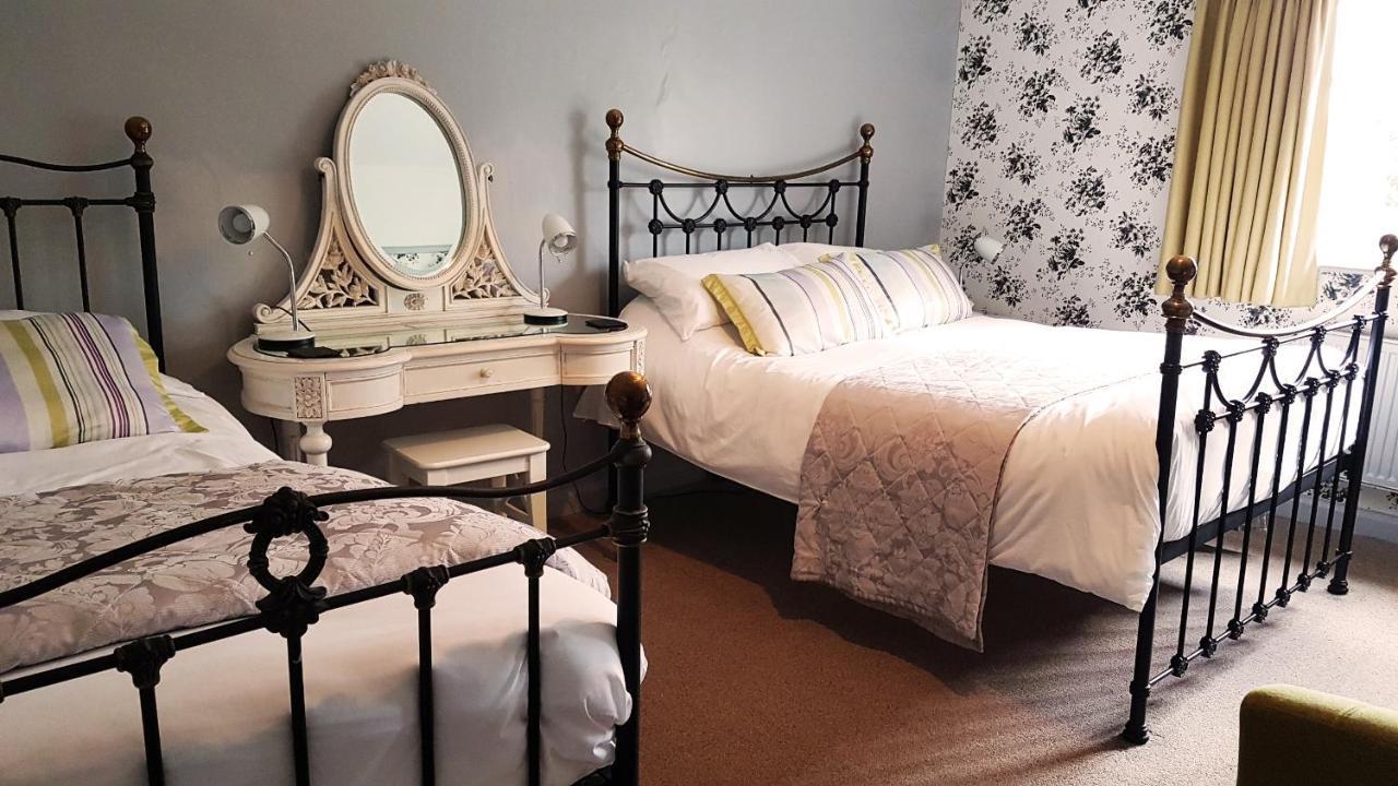 스탬포드 The Royal Oak Duddington B&B 외부 사진